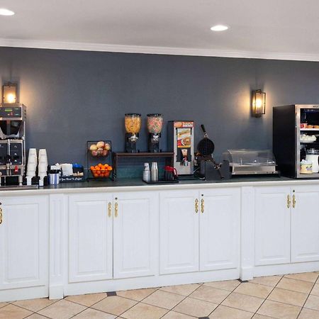 La Quinta Inn By Wyndham Cleveland Independence Exteriör bild