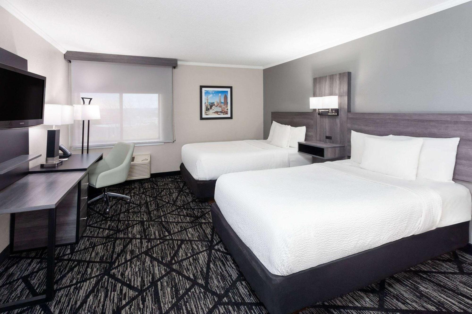 La Quinta Inn By Wyndham Cleveland Independence Exteriör bild
