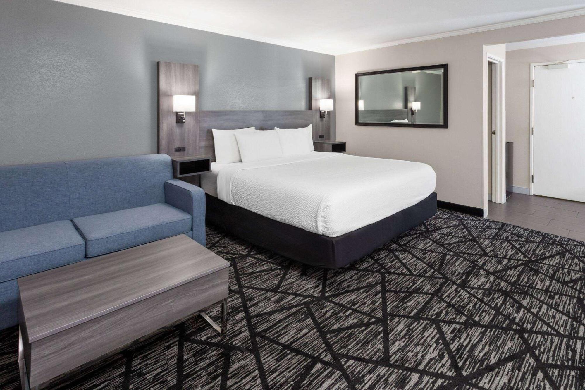 La Quinta Inn By Wyndham Cleveland Independence Exteriör bild